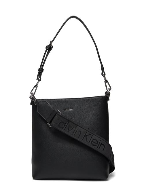 Calvin Klein Ck Must Small Bucket_Caviar Calvin Klein Black