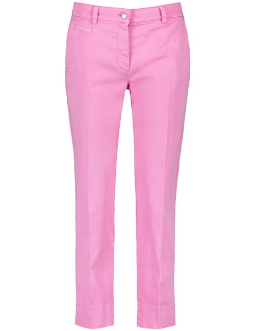 Se GERRY WEBER Bukser 'Kir Sty'  pink ved About You