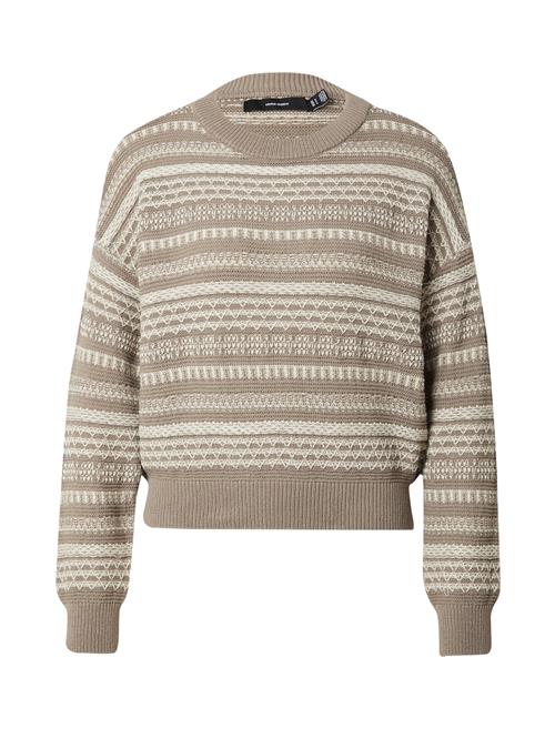 Se VERO MODA Pullover 'VMAMAZING'  creme / camel ved About You