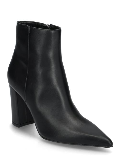 Se Mango Pointed Heel Ankle Boot Mango Black ved Booztlet