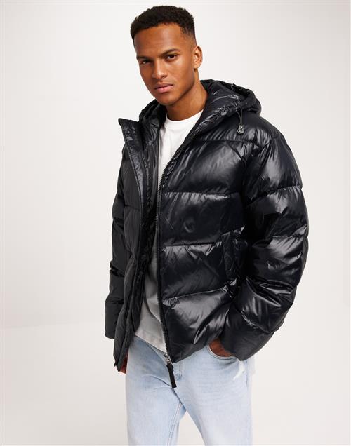 Gant Oversized Shiny Down Puffer Jacket Puffer jackets Sort