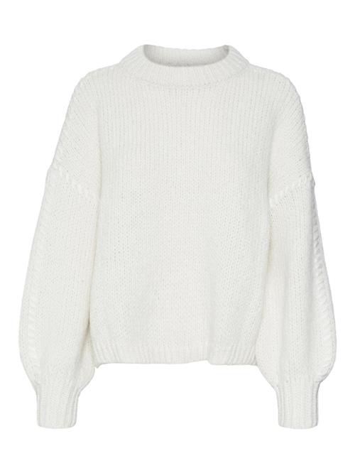 Se VERO MODA Pullover 'Feng'  hvid ved About You