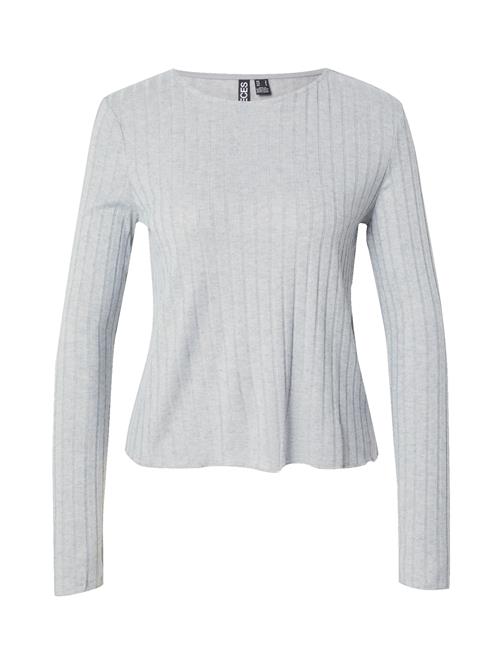 Se PIECES Shirts 'PCIRIS'  grå ved About You