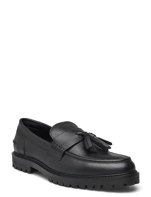 Se Les Deux Thatcher Grain Tassel Loafer Les Deux Black ved Booztlet