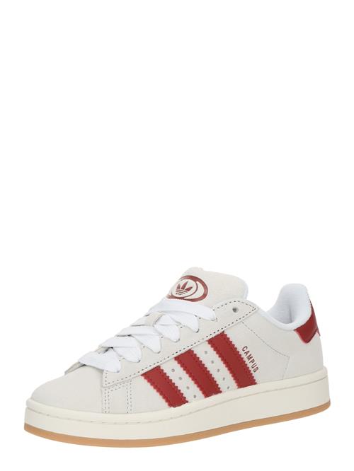 Se ADIDAS ORIGINALS Sneaker low 'Campus 00s'  kirsebærsrød / offwhite ved About You