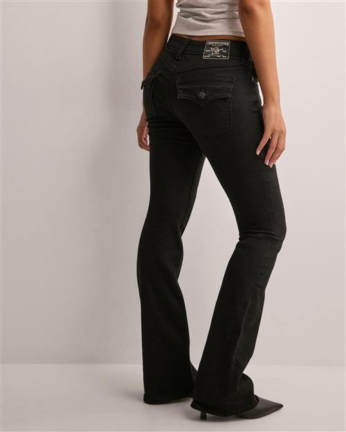 Se True Religion - Sort - Becca Mr Bootcut ved Nelly