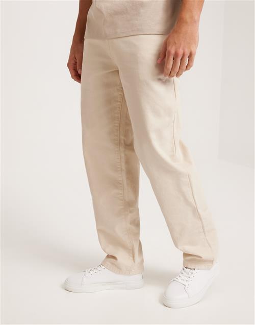 Woodbird WBLeroy Twill Pants Loose fit jeans Beige