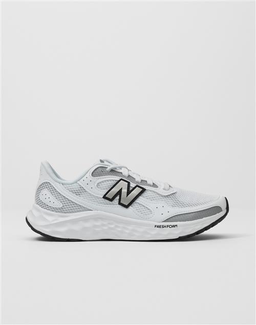 New Balance - Hvid - New Balance FreshFoam Arishi v4