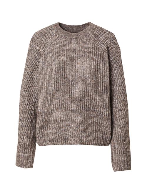 Se NÜMPH Pullover 'ZINDI'  brun ved About You