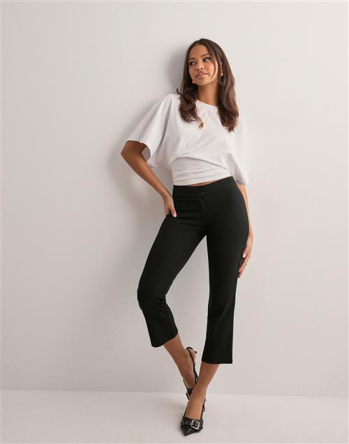 Nelly - Sort - Low Waist Kick Flare Pants