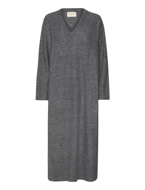 Moshi Moshi Mind Lana Knit Dress V-Neck Moshi Moshi Mind Grey