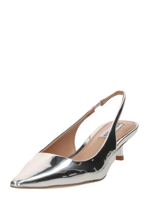 Se STEVE MADDEN Slingpumps 'Kari'  sølv ved About You