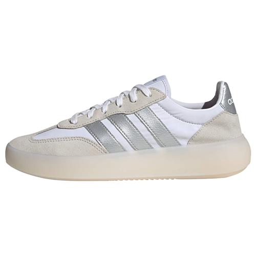 Se ADIDAS SPORTSWEAR Sneaker low 'Barreda Decode'  beige / sølv / hvid ved About You