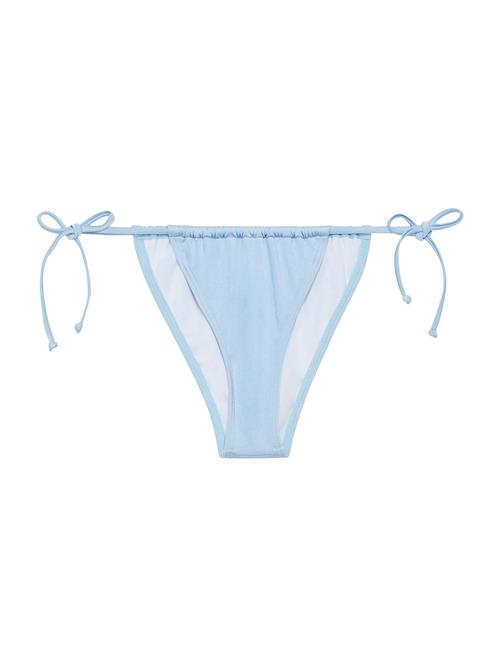 Se LSCN by LASCANA Bikinitrusse 'Nele'  pastelblå ved About You