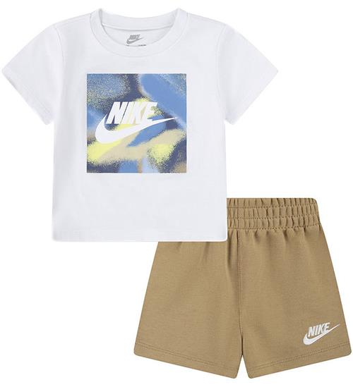 Nike ShortssÃ¦t - T-shirt/Shorts - Parachute Beige