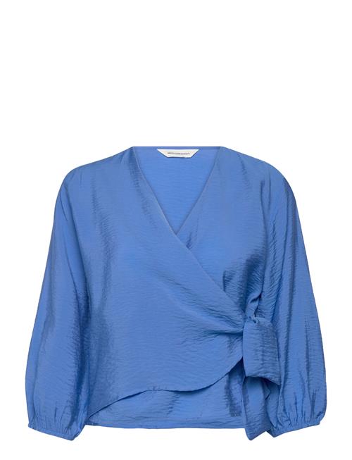 Se Mschaudia 3/4 Wrap Top MSCH Copenhagen Blue ved Booztlet