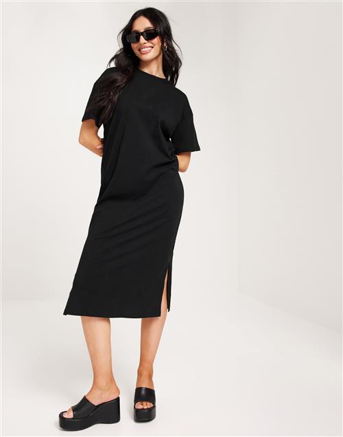 Se Vero Moda - Sort - Vmmolly Ss Oversize Calf Dress Noos ved Nelly