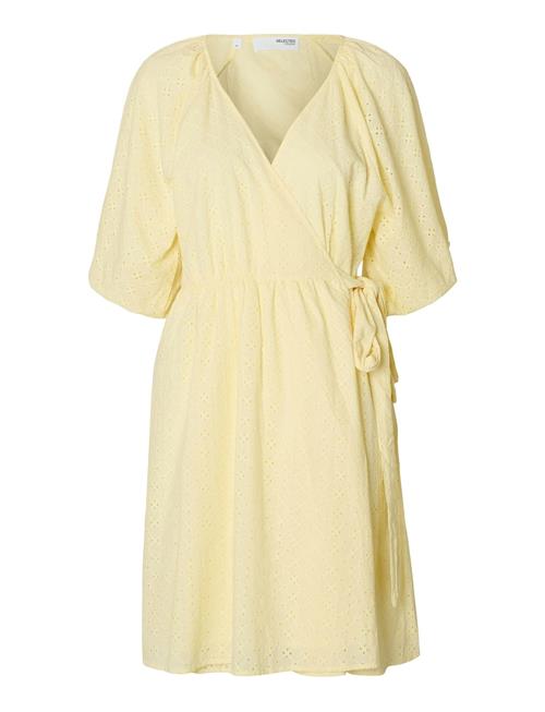 Slfhannah 2/4 Short Wrap Broderi Dress D Selected Femme Yellow