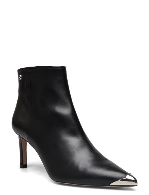 Janet_Bootie70_Na BOSS Black