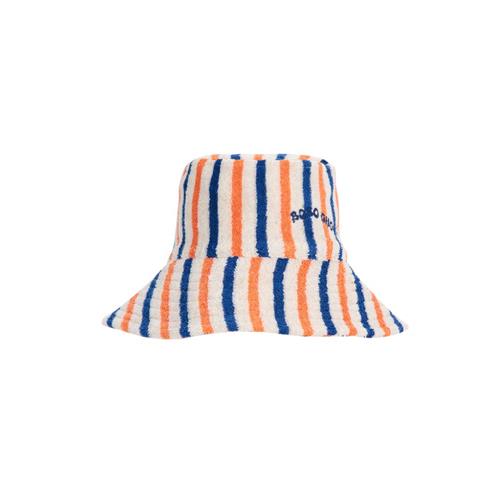 Se Bobo Choses Bobo Choses Stripes Bøttehat Af Frotté Off White 45 cm  Creme  45 cm  Unisex ved Babyshop