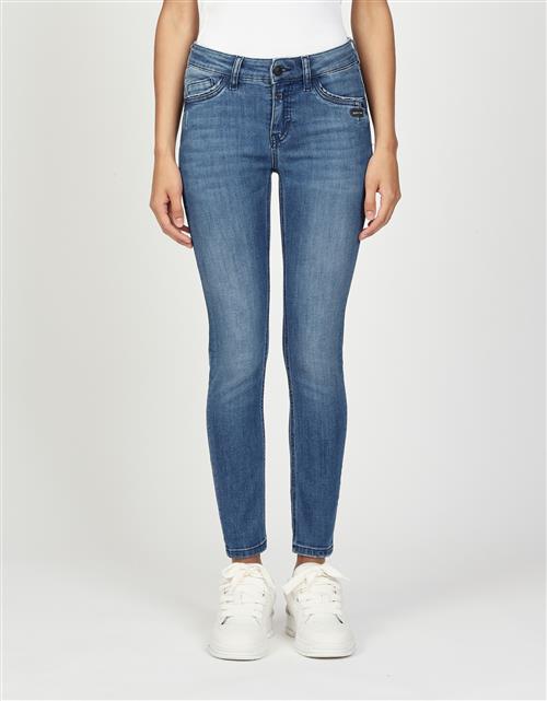 Se Gang Jeans 'LAYLA'  blue denim ved About You