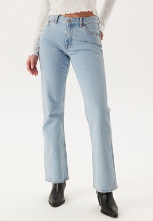 Se Dr. Denim Elba Bay Light Retro 30/34 ved Bubbleroom