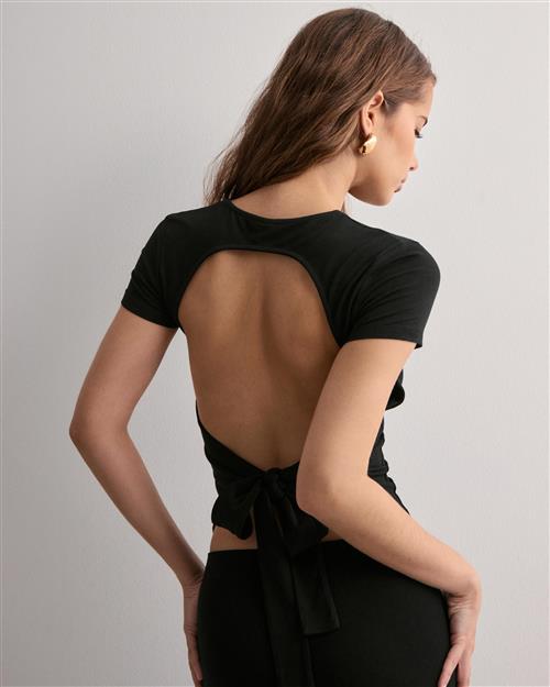 Nelly - Sort - Perfect Tie Back Tee