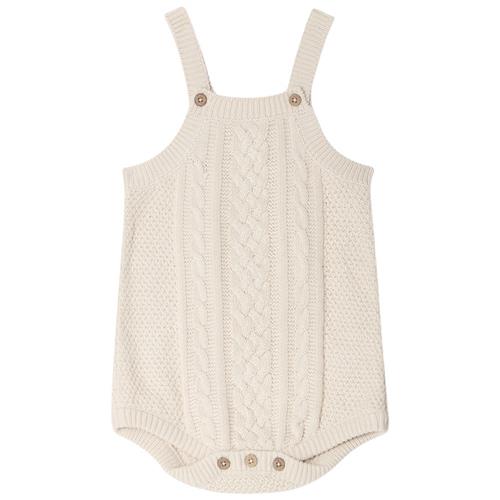 Se garbo&friends Kabelstrikket Romper Ecru | Beige | 86/92 cm ved Babyshop