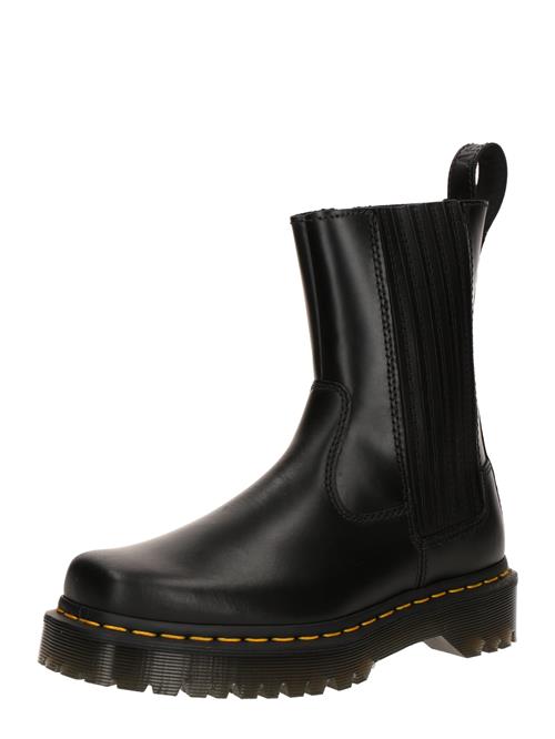 Se Dr. Martens Støvletter 'Amaayah'  sort ved About You