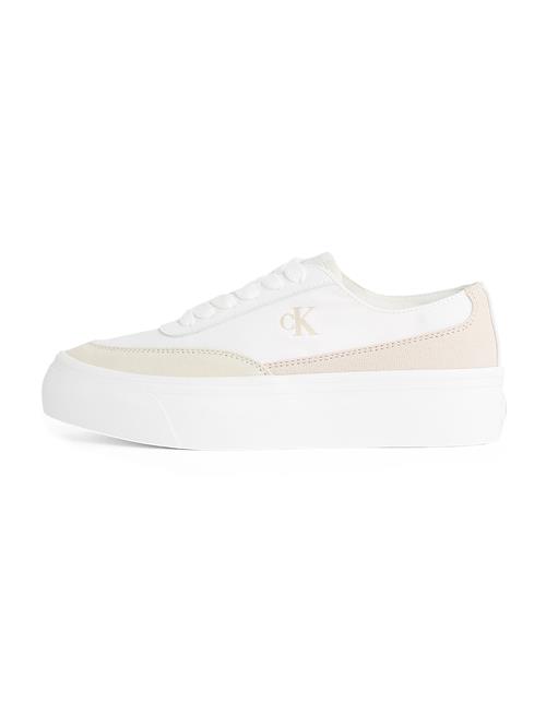 Se Calvin Klein Jeans Sneaker low  beige / nude / hvid ved About You