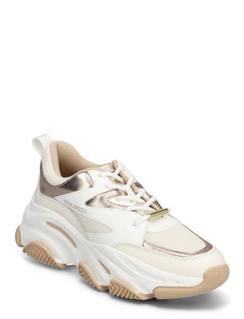 Se Progressive Sneaker Steve Madden Cream ved Booztlet