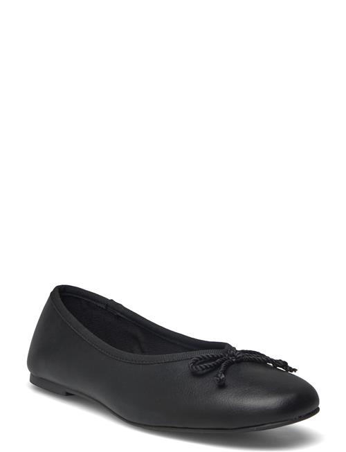 Se Bow Ballerina Mango Black ved Booztlet