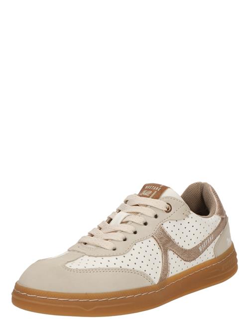 Se MUSTANG Sneaker low  camel / brun / hvid ved About You