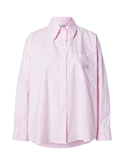 Kaotiko Bluse 'DARK PEOPLE'  lys pink / hvid