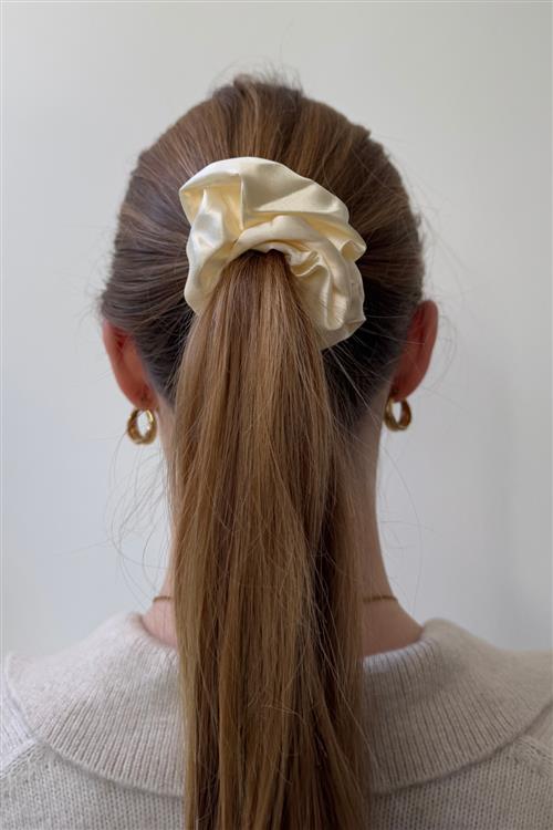 Satin Scrunchie - Hvid - One-Size - TeeShoppen