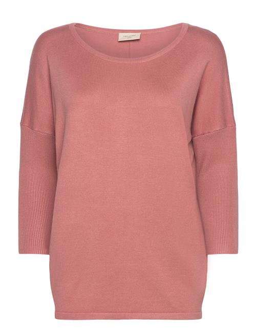 Pullover From Freequent In A Soft, Fine-Knit Material. The Pullover Has A Simple FREE/QUENT Pink