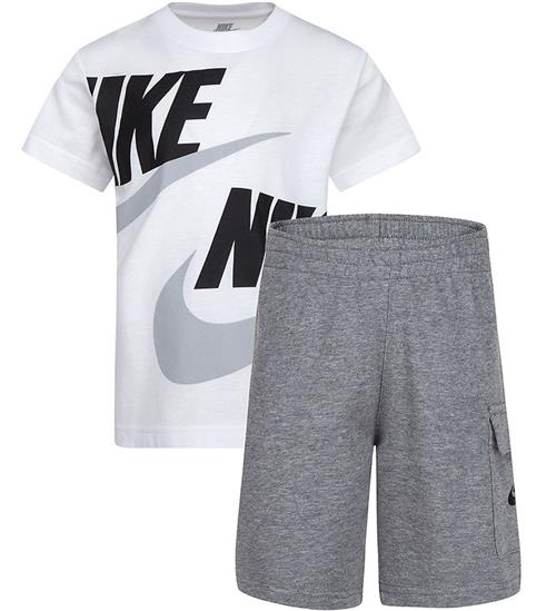 Nike ShortssÃ¦t - T-shirt/Shorts - Carbon Heather