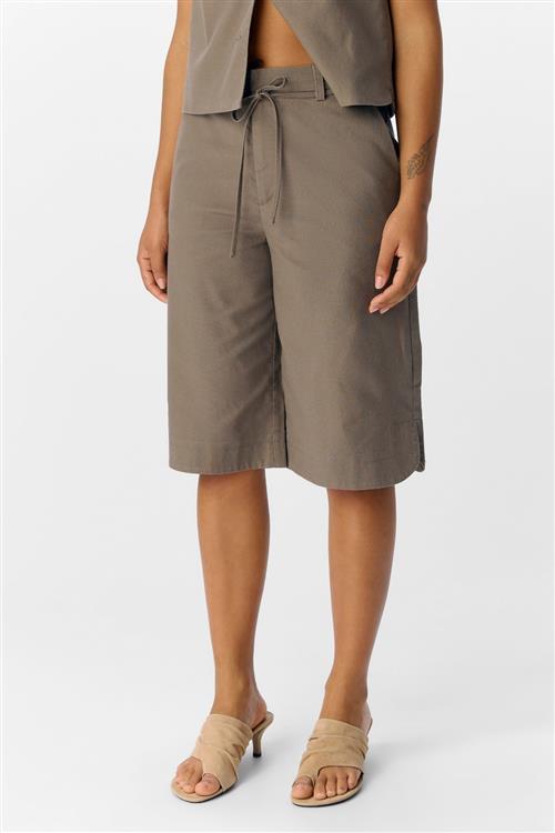 Aura Bermuda Shorts - Morel - 40 - Object