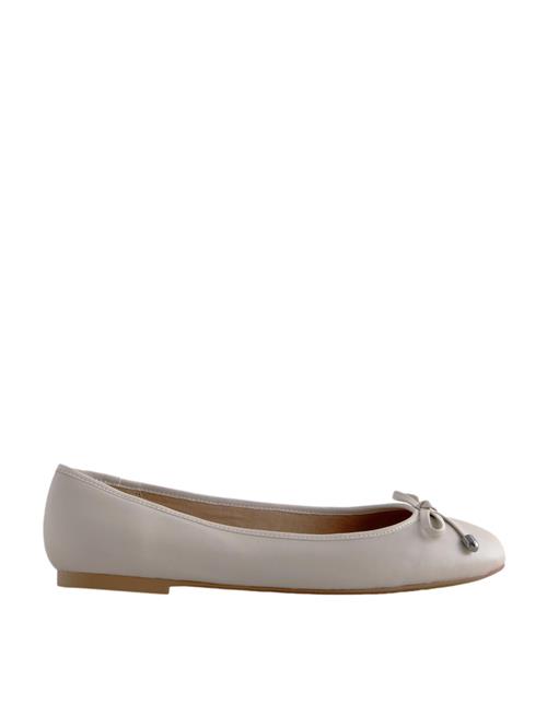 Se Next Ballerinasko  beige ved About You