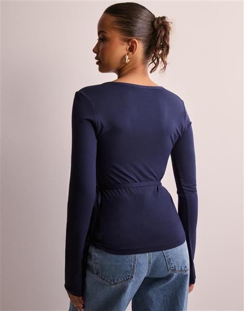 Nelly - Blå - Tie Soft Top