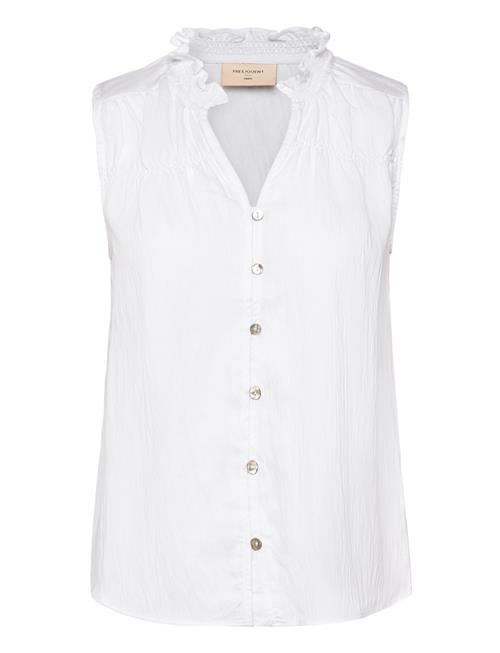 Blouse From Freequent In A Light Material. The Blouse Has A Simple Silhouette Wi FREE/QUENT White