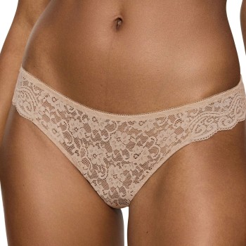 Triumph Trusser Amourette String Beige 42 Dame