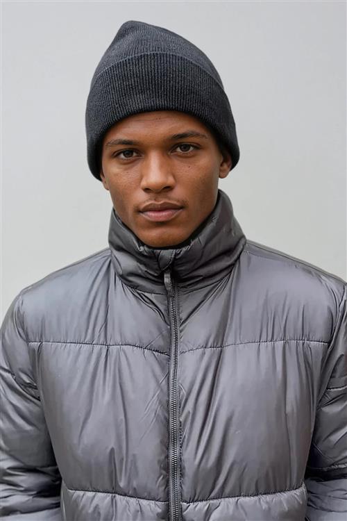 Classic Beanie - Sort - One-size - TeeShoppen