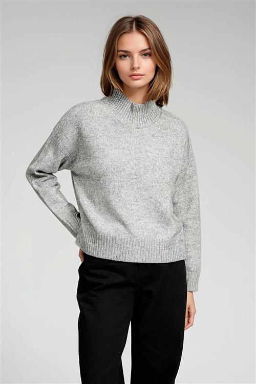 Julia Strik - Lysegrå Meleret - Dame - M - TeeShoppen