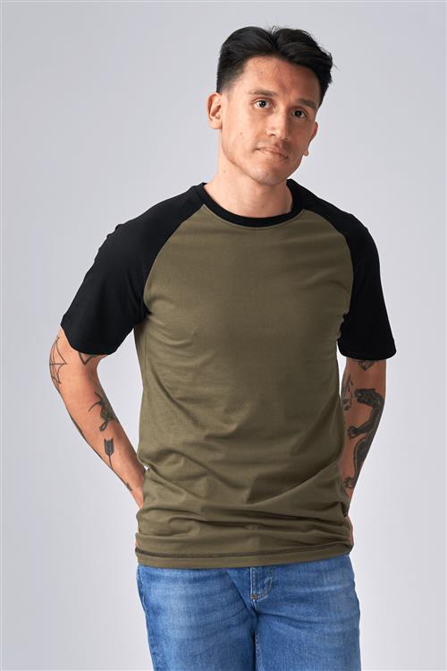 Basic raglan T-shirt - Sort-Army - Herre - L - TeeShoppen