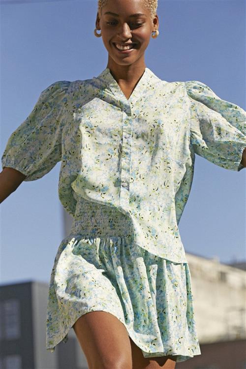 Varia Bluse - Blue/Green Flower - M - Sisters Point