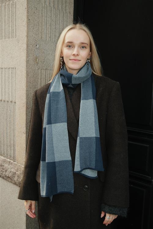 Halstørklæde - Navy Checkered - One Size - TeeShoppen