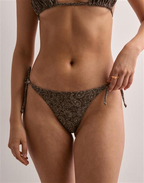 Nelly - Brun - Classic Bikini Panty