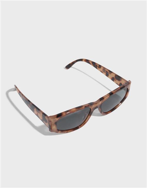 Nelly - Sort - Effortless Sunnies