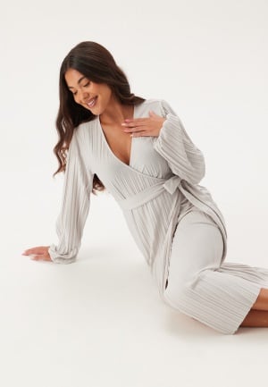 BUBBLEROOM  Pleated Wrap Dress Light beige XS